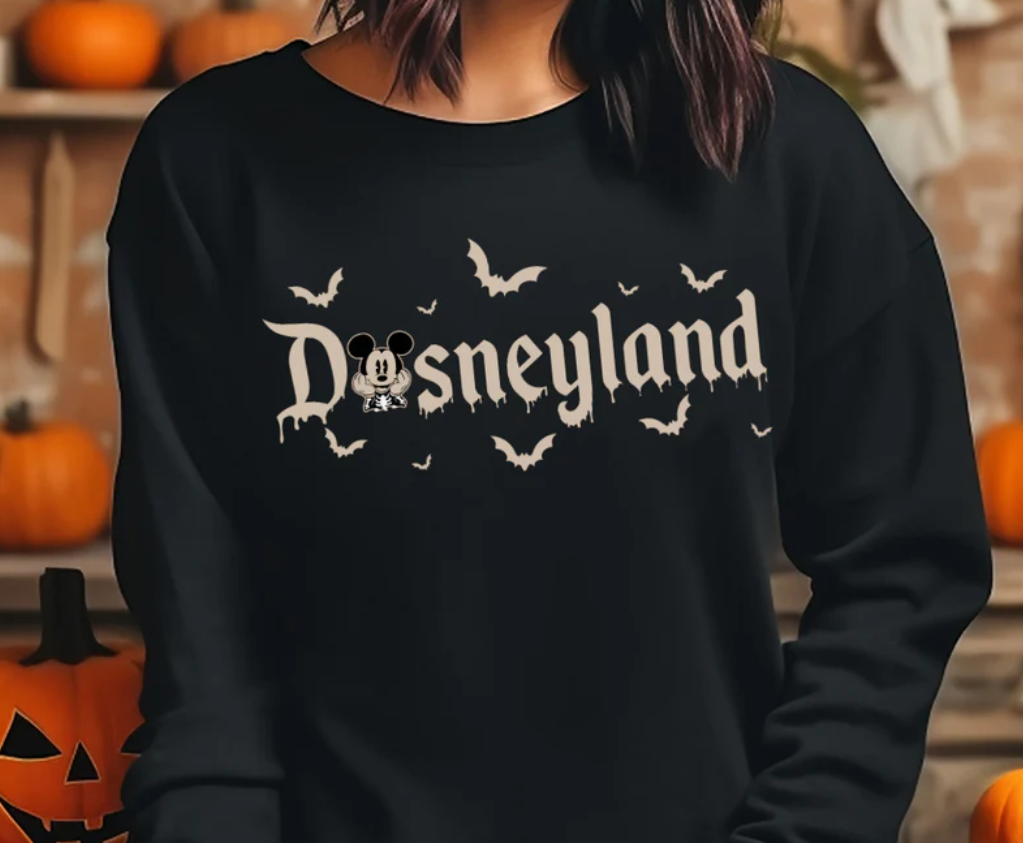 Dsneylnd Mickey Black Tshirt