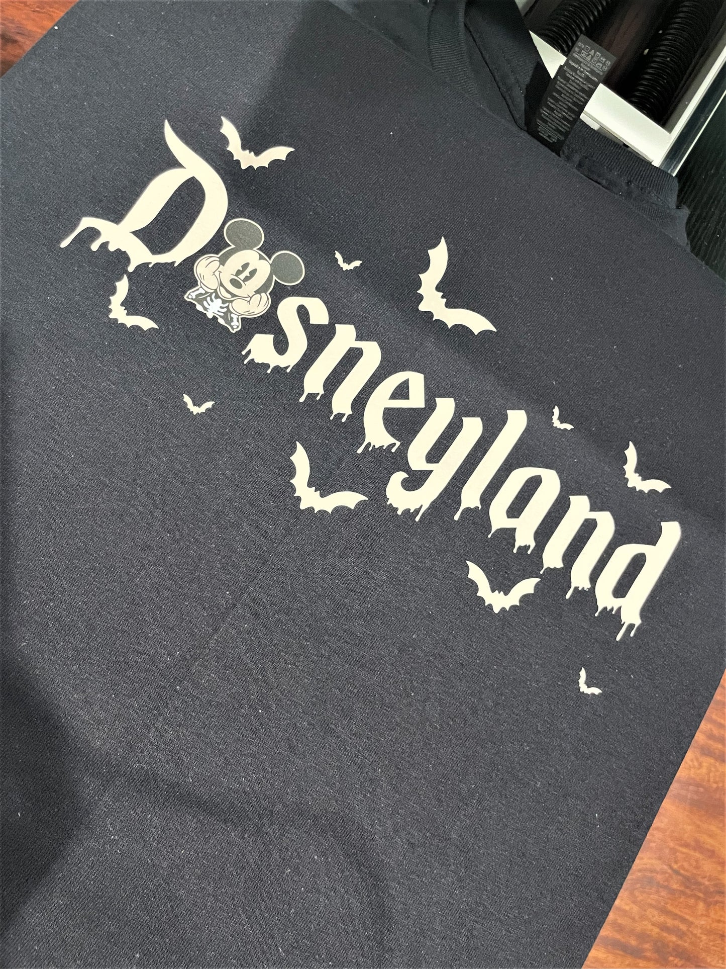 Dsneylnd Mickey Black Tshirt