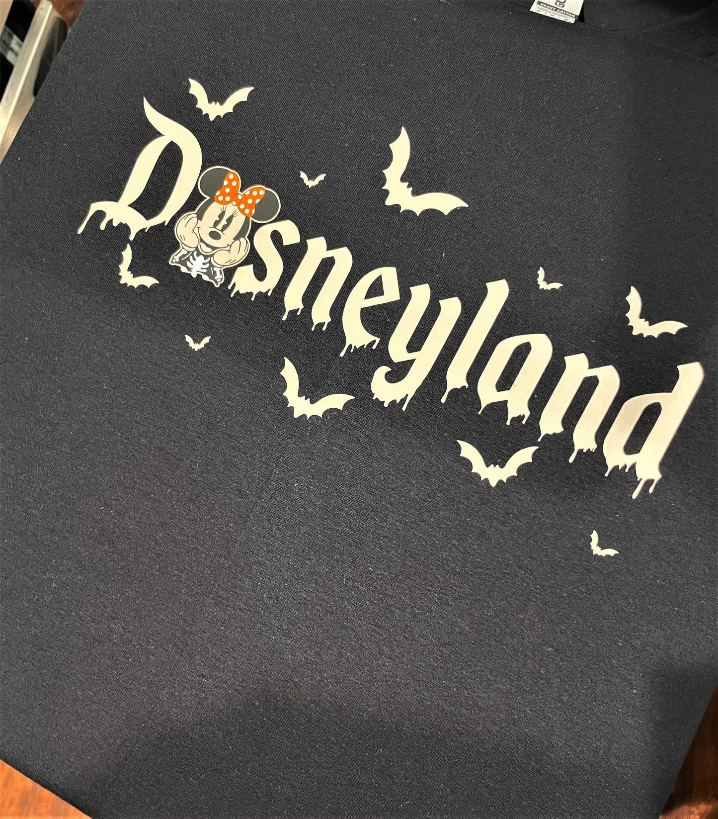 Dsneylnd Minnie Black Tshirt